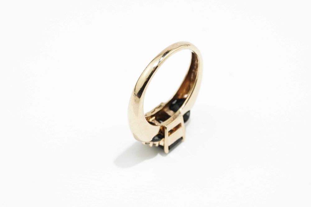 Złoty pierścionek z brylantami 14K 4.53g