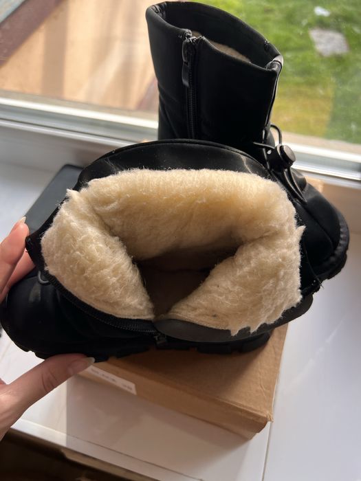 Продам Взуття дитяче