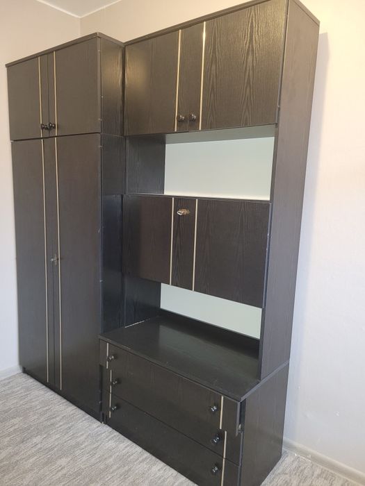 Szafa plus segment meblościanki