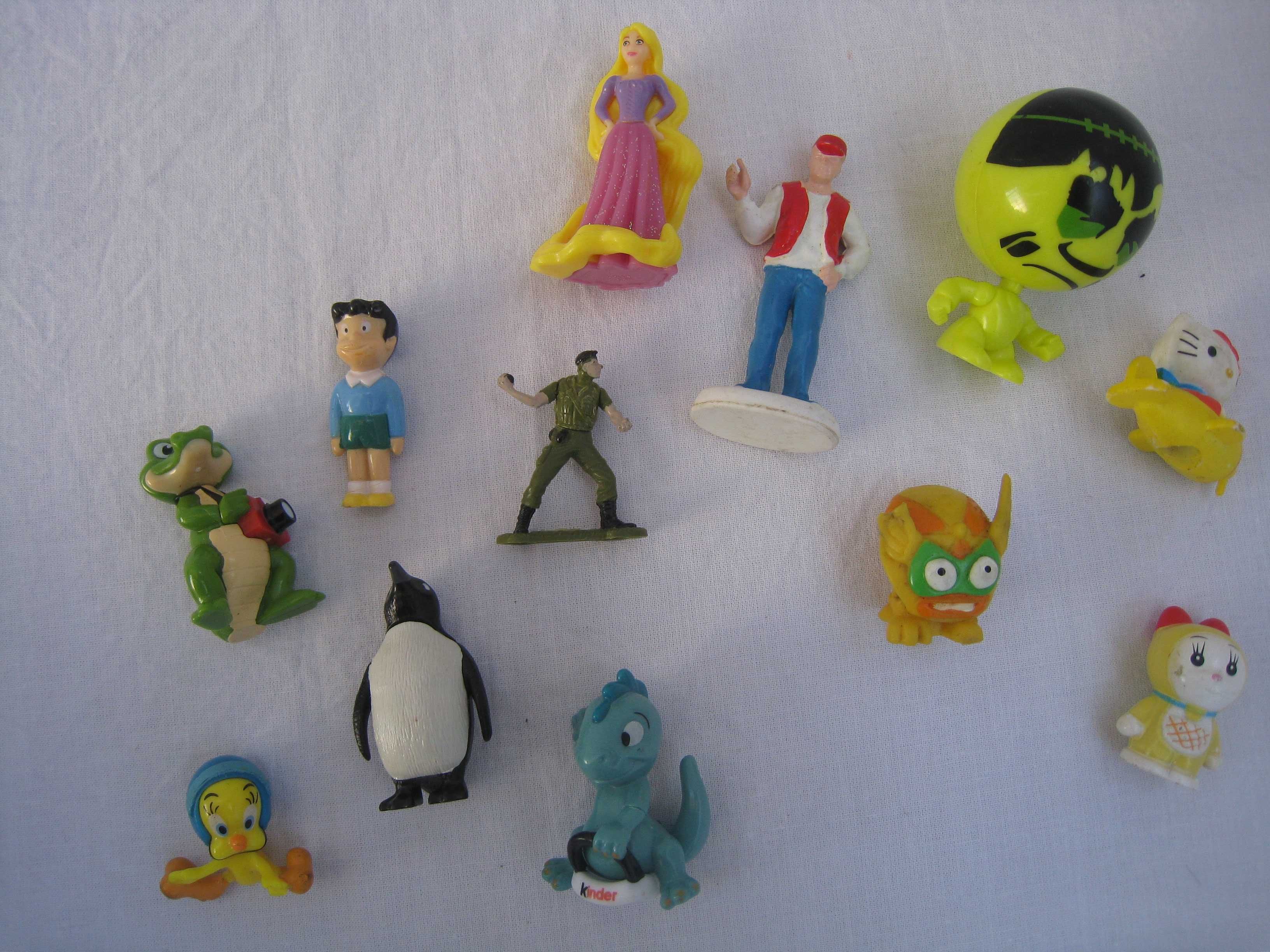11 figuras em miniatura de colecção