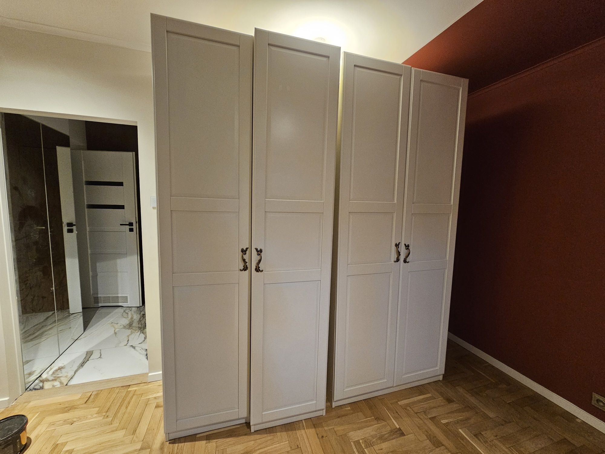 Dwie szafy pojedyncze białe wysokie ikea
