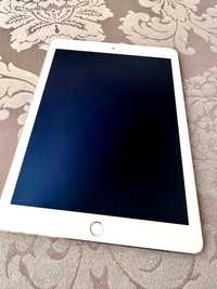 iPad Air 2 de 64Gb com capa