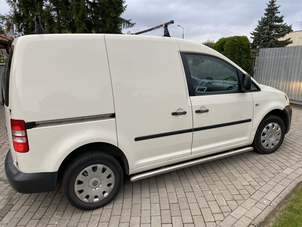 VW CANDDI  1,6 D  2011r