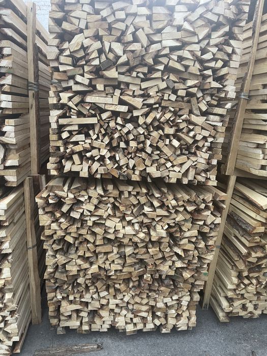 Дрова дубові (обапіл, горбиль, обзел)