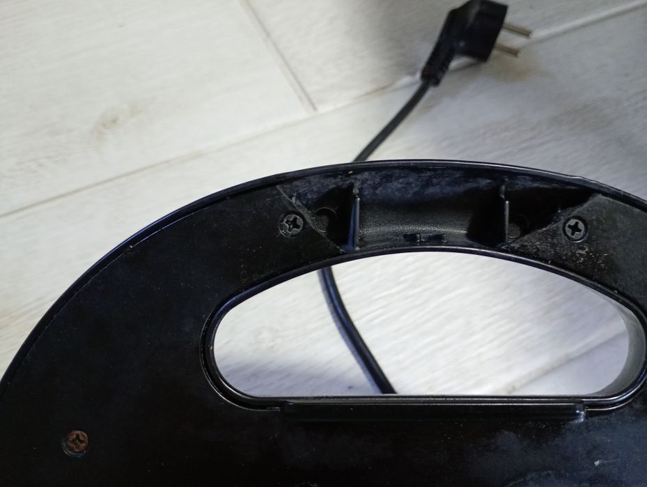 Бутербродниця/грильниця Monte