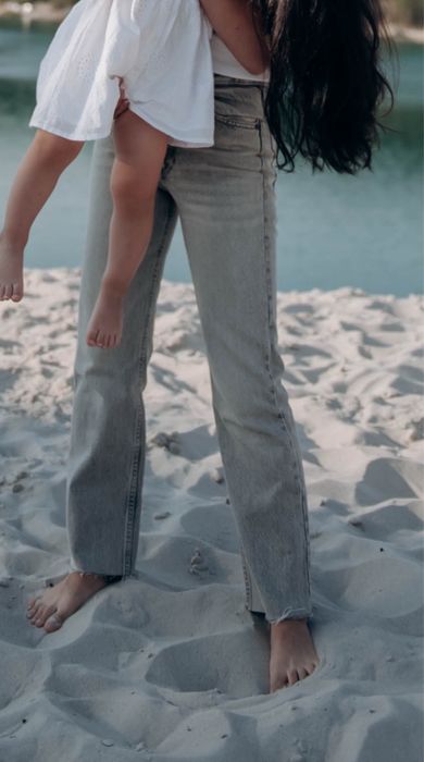 Джинси  прямі zara 34 розмір