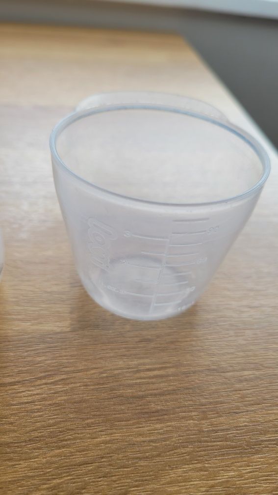 Butelka Lovi antykolkowa 150 ml 0+ i pojemnik do sterylizacji