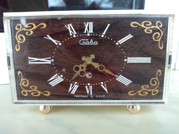 Годинник настільний Слава ( виготовлений в СРСР)