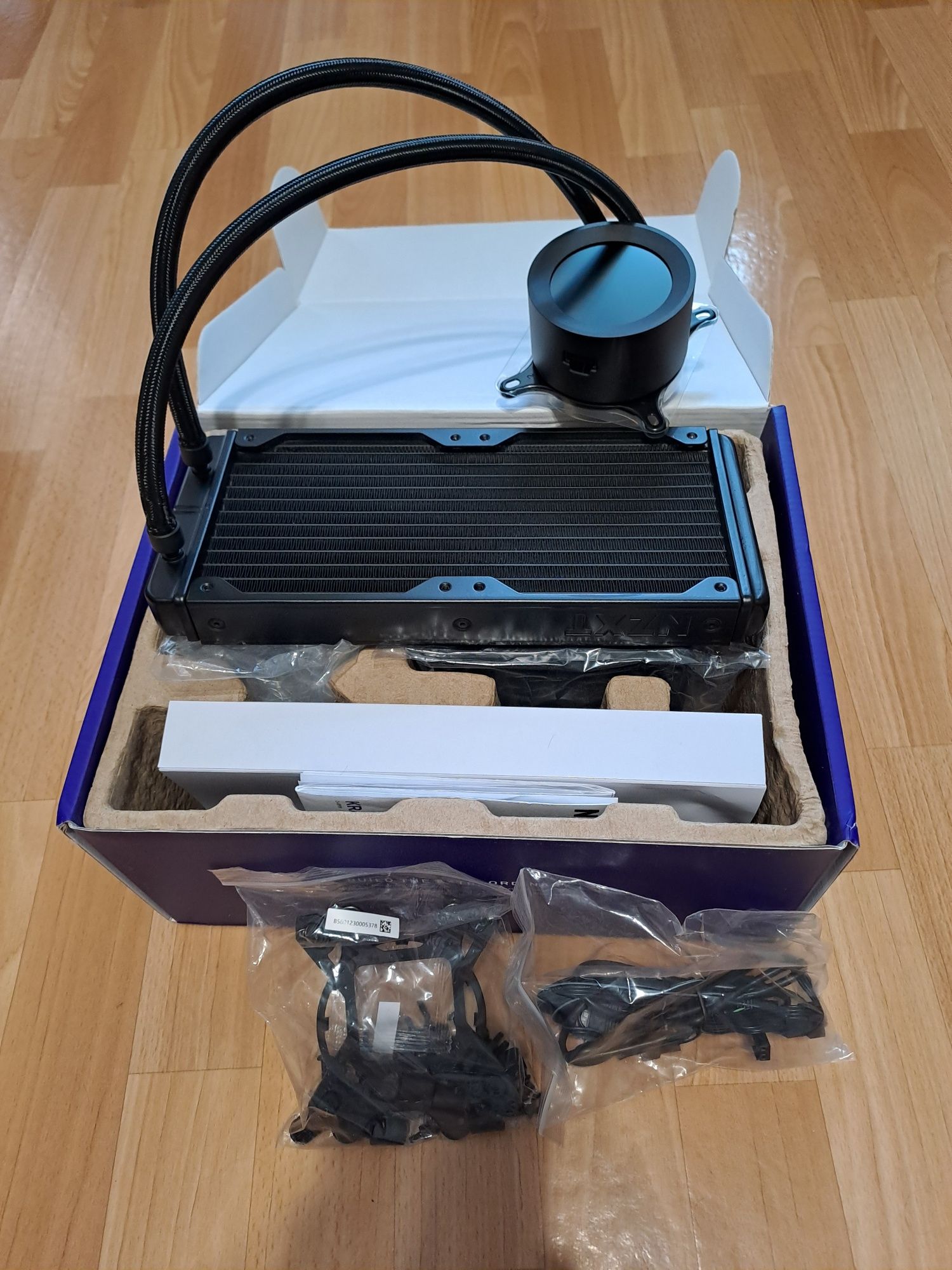 Chłodzenie wodne Nzxt Kraken Elite 240+Gwarancja-Stan jak Nowe