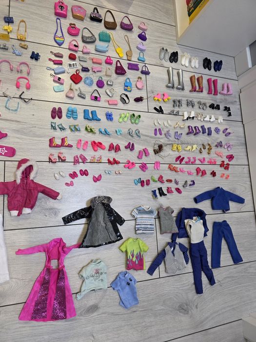BARBIE ogromny zestaw XXL. DOMEK, garaż, POJAZDY,  ubranka, AKCESORIA,
