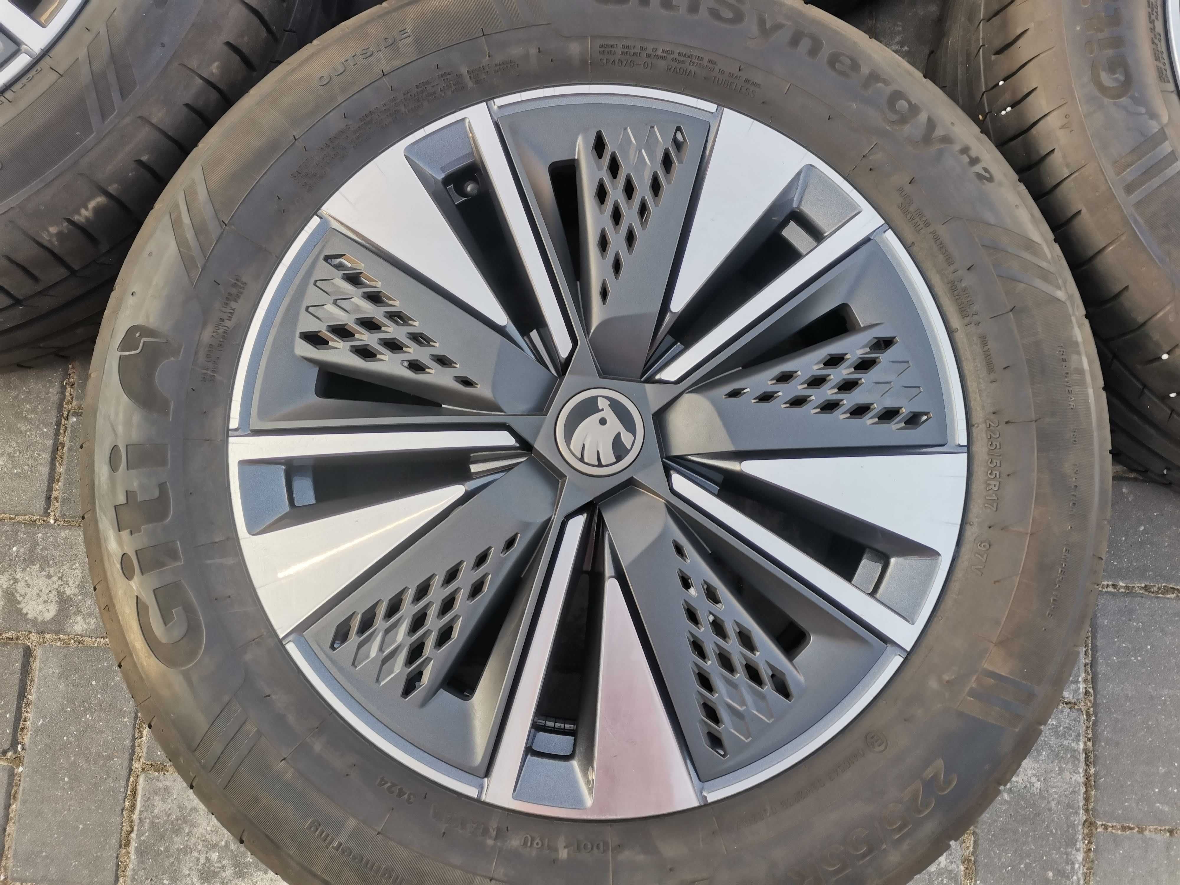 Felgi Skoda KAROQ Octavia Superb 7Jx17H2 5x112 ET45