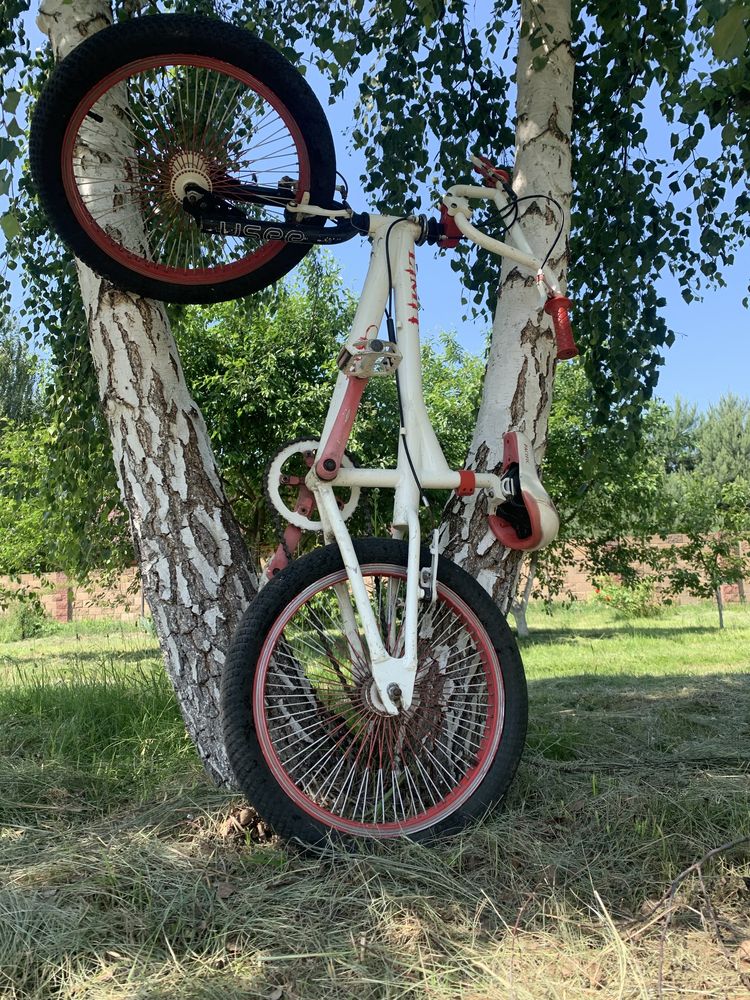 Велосипед BMX трюковий