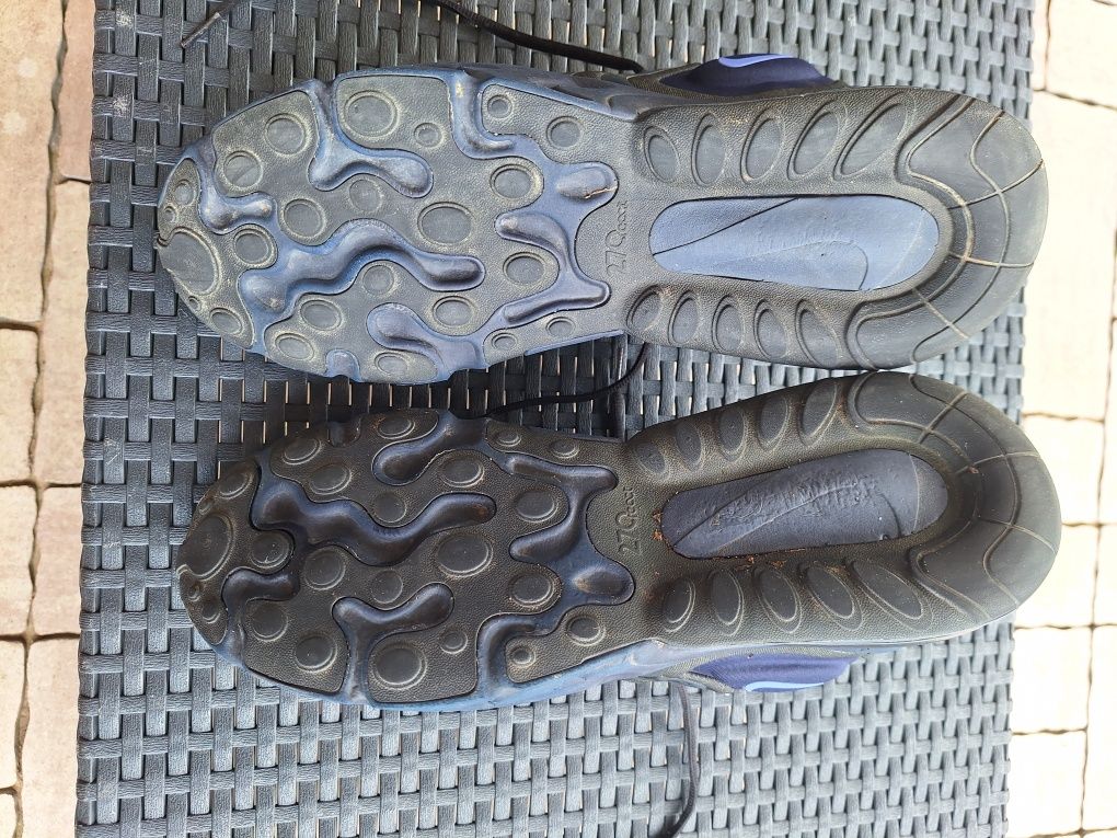 Buty Air Nike 270 React 47,5 31cm