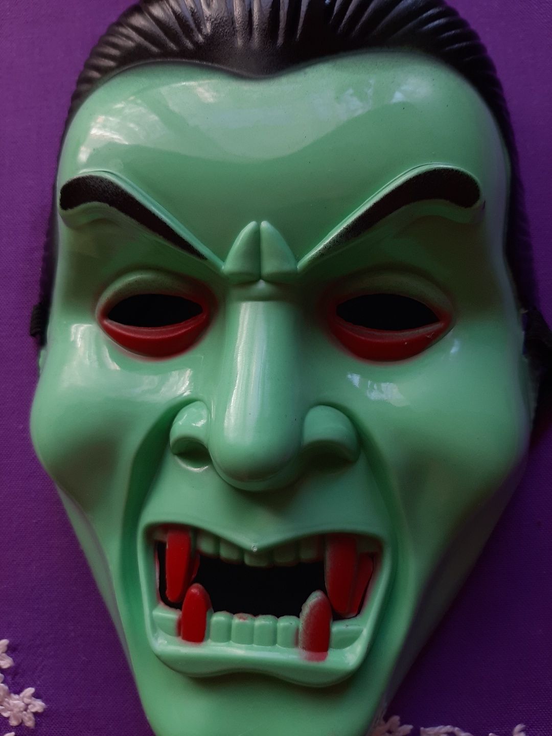 Карнавальная маска  Дракула.