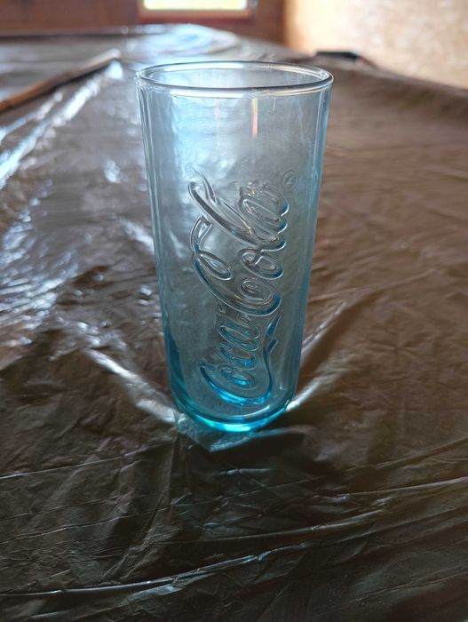 Szklanka Coca-Cola sztuka