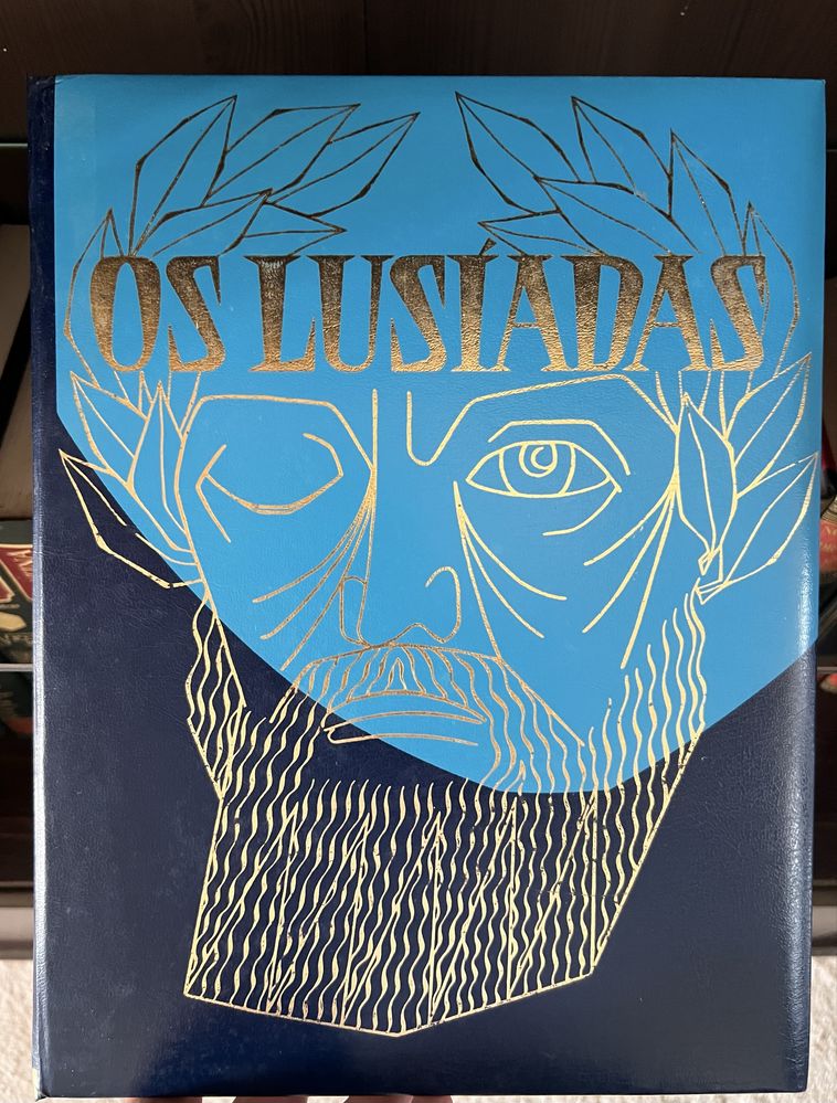 Livro “Os Lusíadas”