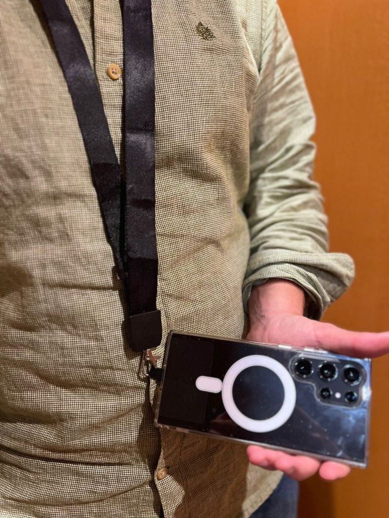 Suporte peito neck strap smartphone