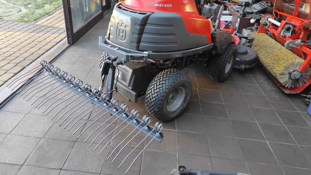 Traktorek kosiarka Husqvarna Rider 4x4