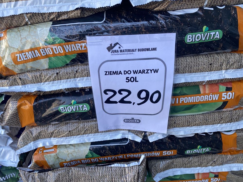 Kora Sosnowa ziemia  do ogrodu kwiatów