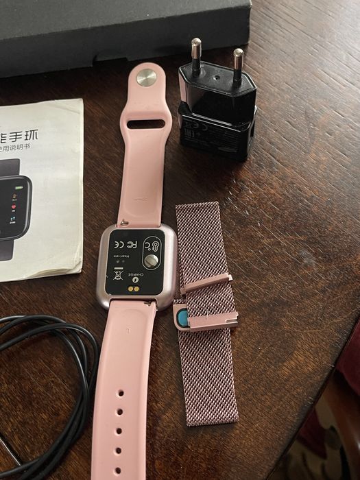 Смарт годинник / фітнес браслет з тонометром рожевий