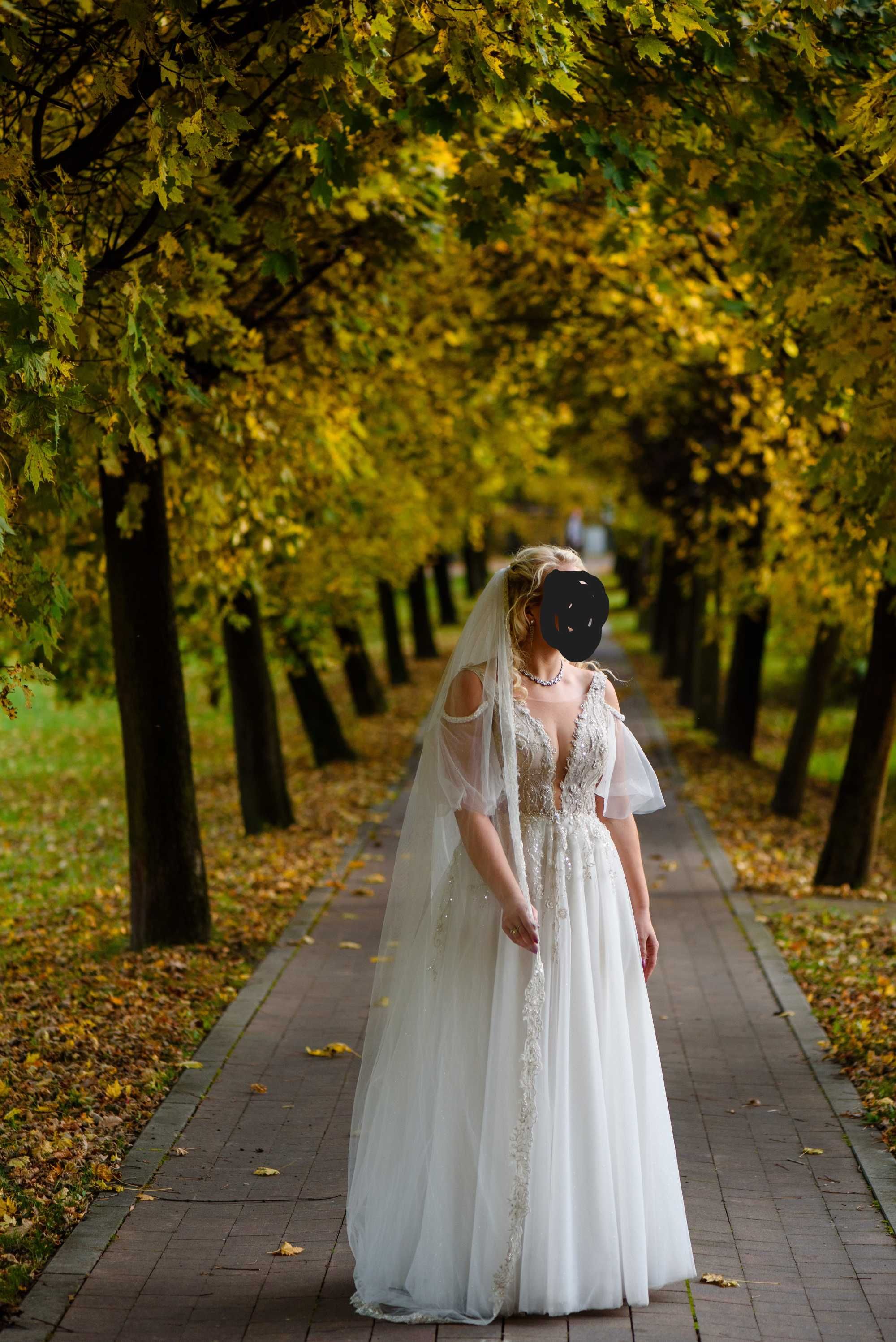 Suknia ślubna ESMERALDA,38+ długi koronkowy welon.