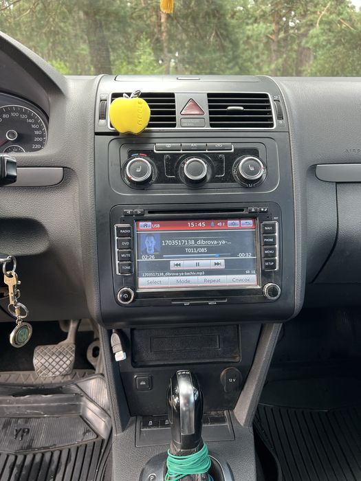 Продам VW touran 2014р.