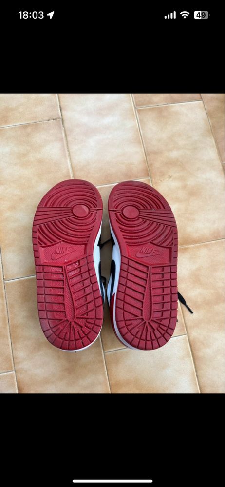 Air Jordan 1 Low