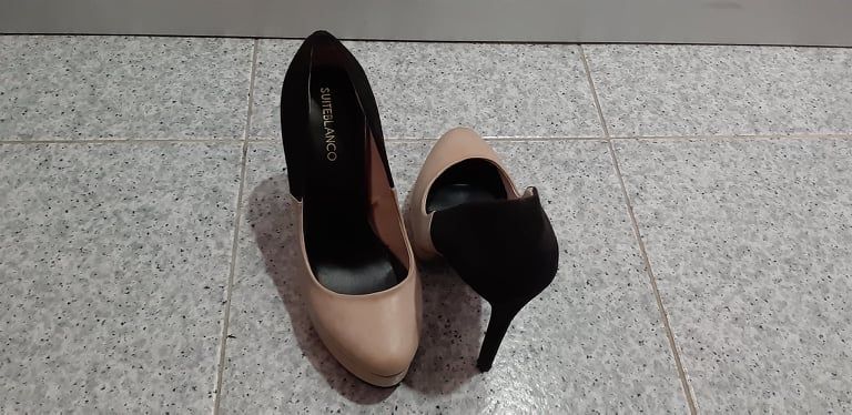 Sapatos altos super confortáveis pretos e beje 36