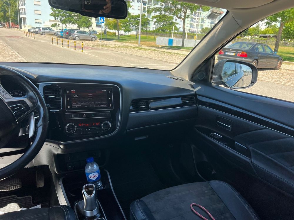 Mitsubishi Outlander 2.4 PHEV Instyle