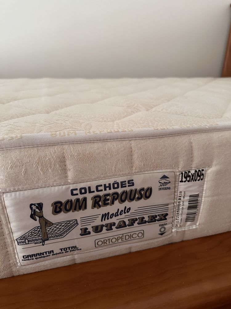 Cama de solteiro
