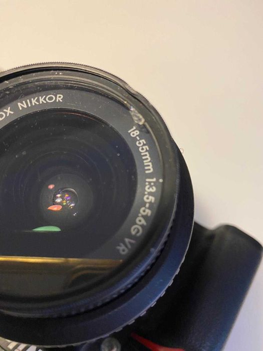 Câmera Nikon D7000 + Lente 18-55mm