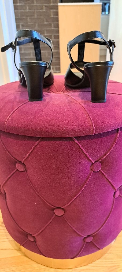 Buty skórzane damskie odkryte palce Ecco  r. 39