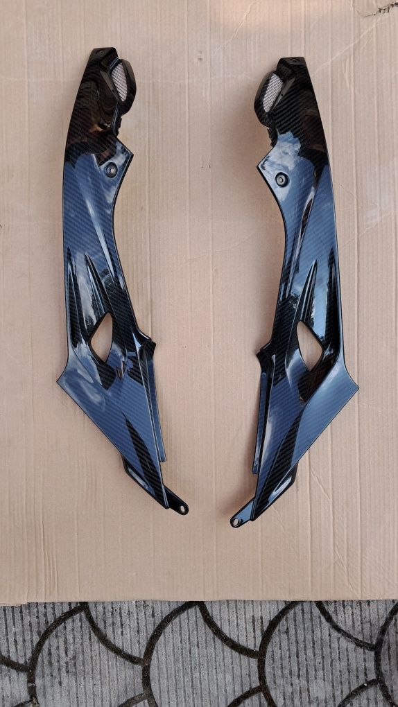 Wypełnienie Zbiornika Ramy Lewe Prawe Carbon Carbony BMW S1000RR