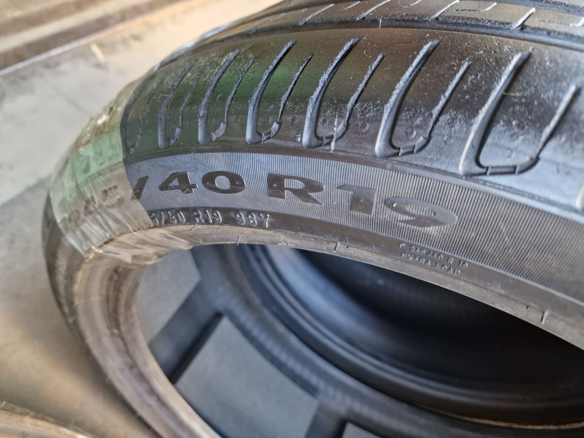 Летняя резина 245/40 R19 275/35 R19 Pirelli p7 Runflat