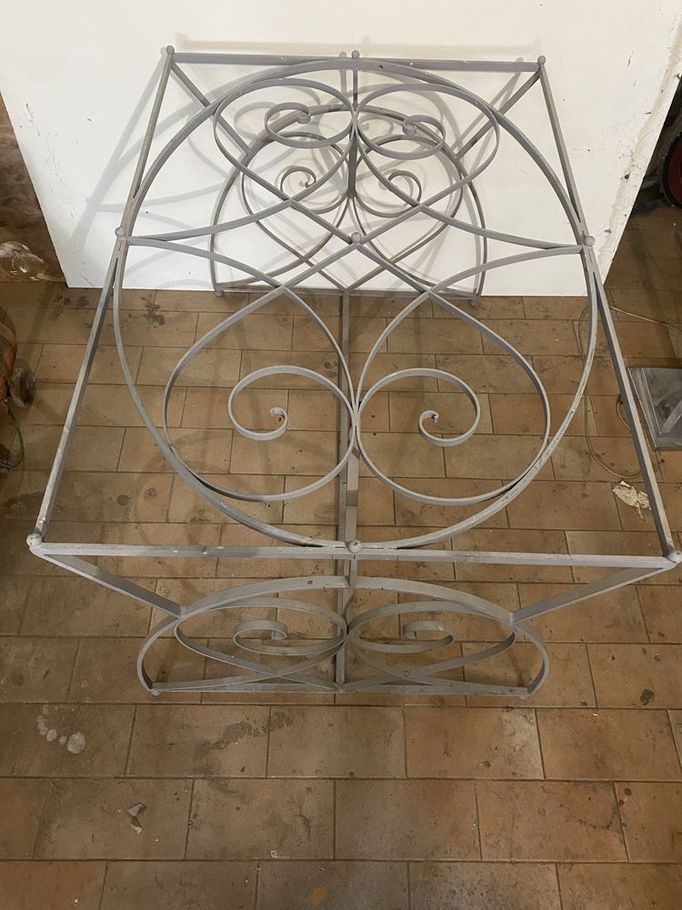 Mesa ou secretária