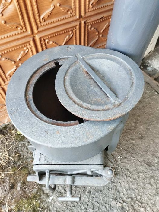 Буржуйка чугунна СССР