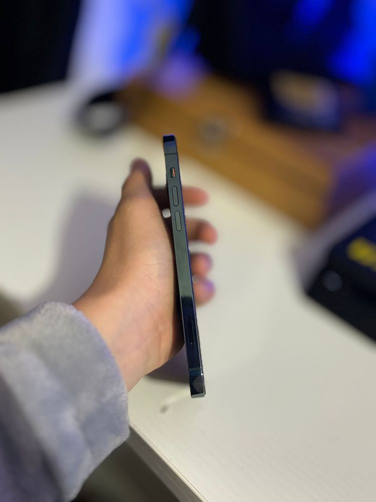 Iphone 12 pro excelente estado