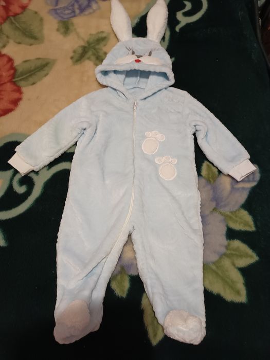 Продам детский махровый костюм-человечек