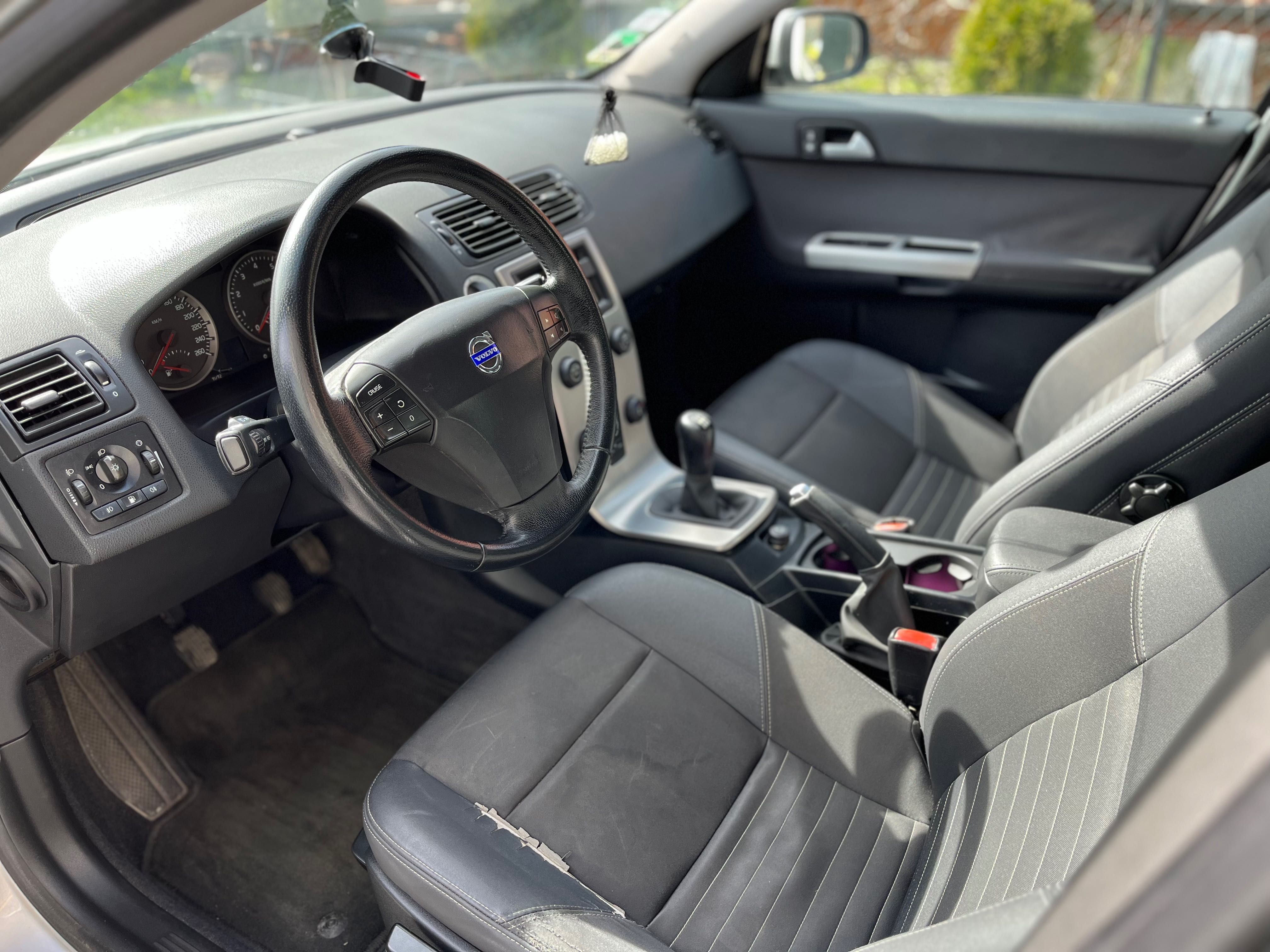Volvo S40 1,8 b 2007 rok sedan