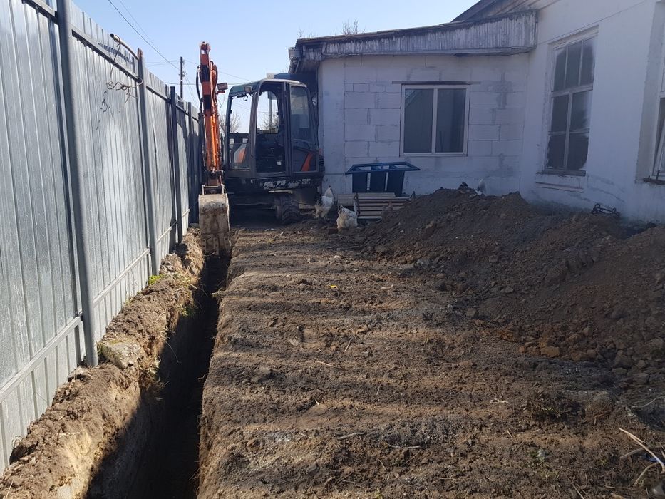 Послуги міні екскаватора