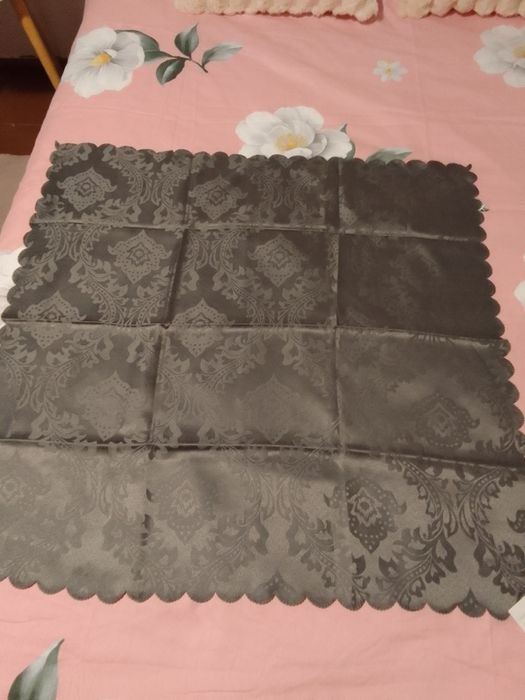 Obrus na stół nowy