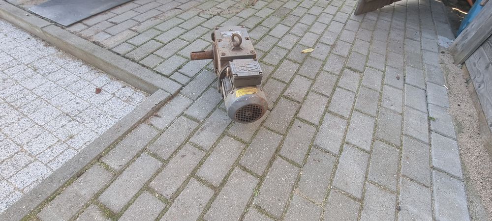 Silnik elektryczny