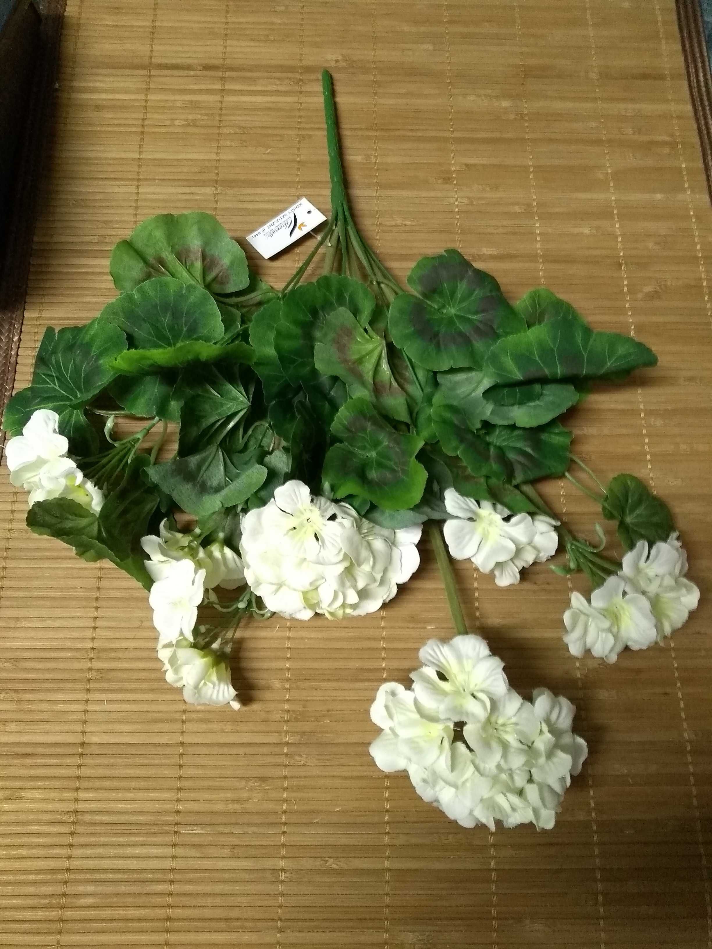 Pelargonia bukiet, sztuczne kwiaty