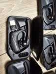 Бездротова гарнітура Plantronics Voyager 5200 UC + кейс