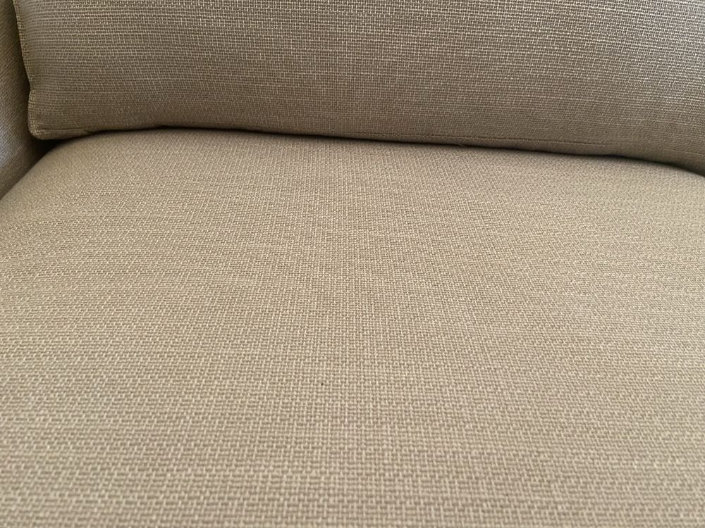 Sofa 2 lugares creme