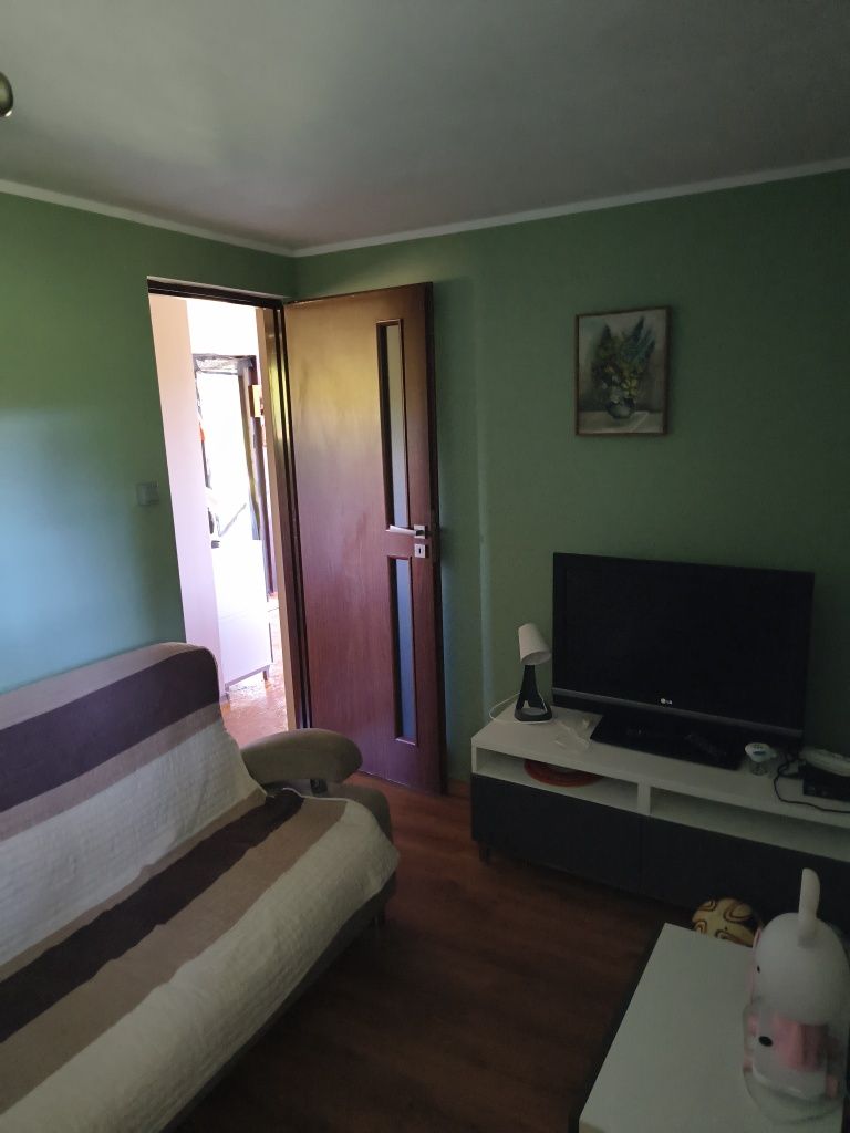 Domek letniskowy przy samej Lini  brzegową z własnym pomostem ogrodzon