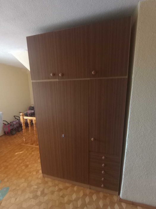 Sprzedam szafę używaną- NOWA CENA