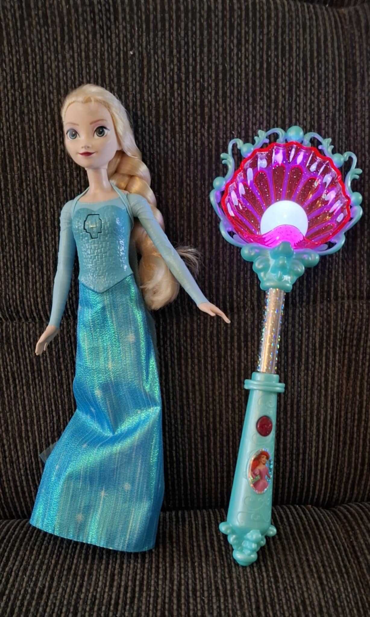 Śpiewająca lalka Elsa i gratis