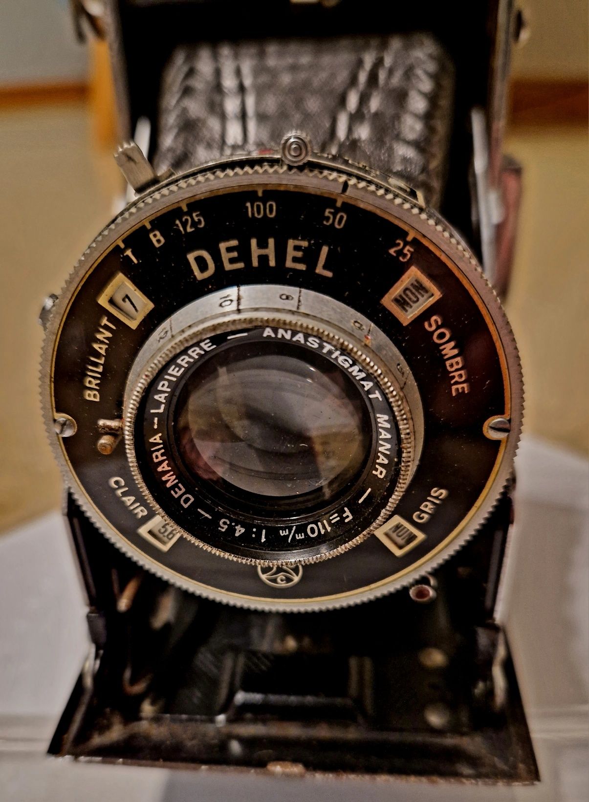 Máquina Fotográfica de Fole Dehel