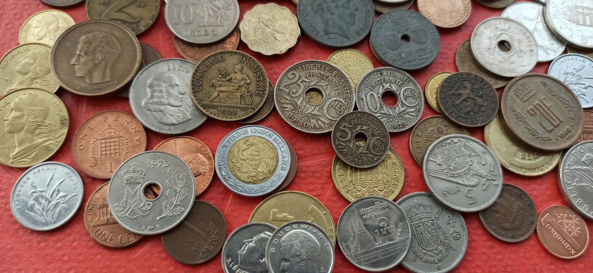 Набор, мікс 500 монет світу без СССР та Росії